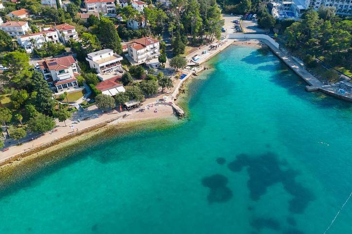 Apartament wakacyjny dla 2 osób, z Balkon/ taras w Malinska