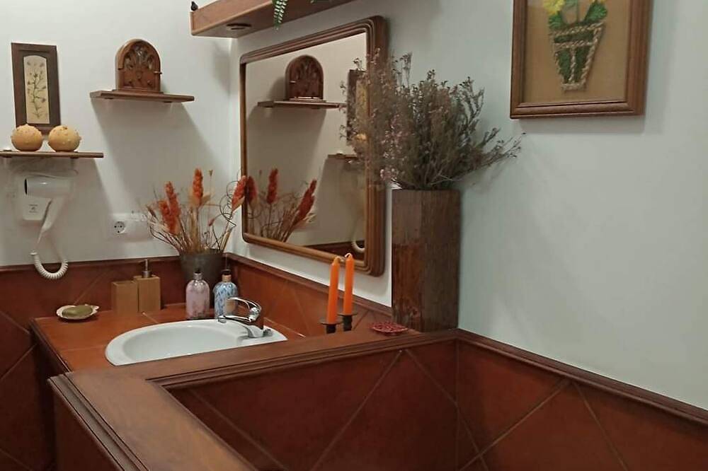 Valle de los Molinos Rural House with access to the hiking trail, Golf 25 Km. minut in Malagón, Ciudad Real Province