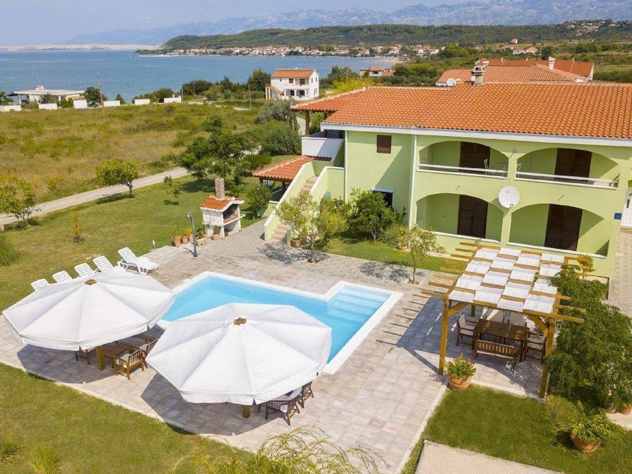 Ganze Wohnung, Wohnung in Kroatien an der Küste in Ljubac, Zadar