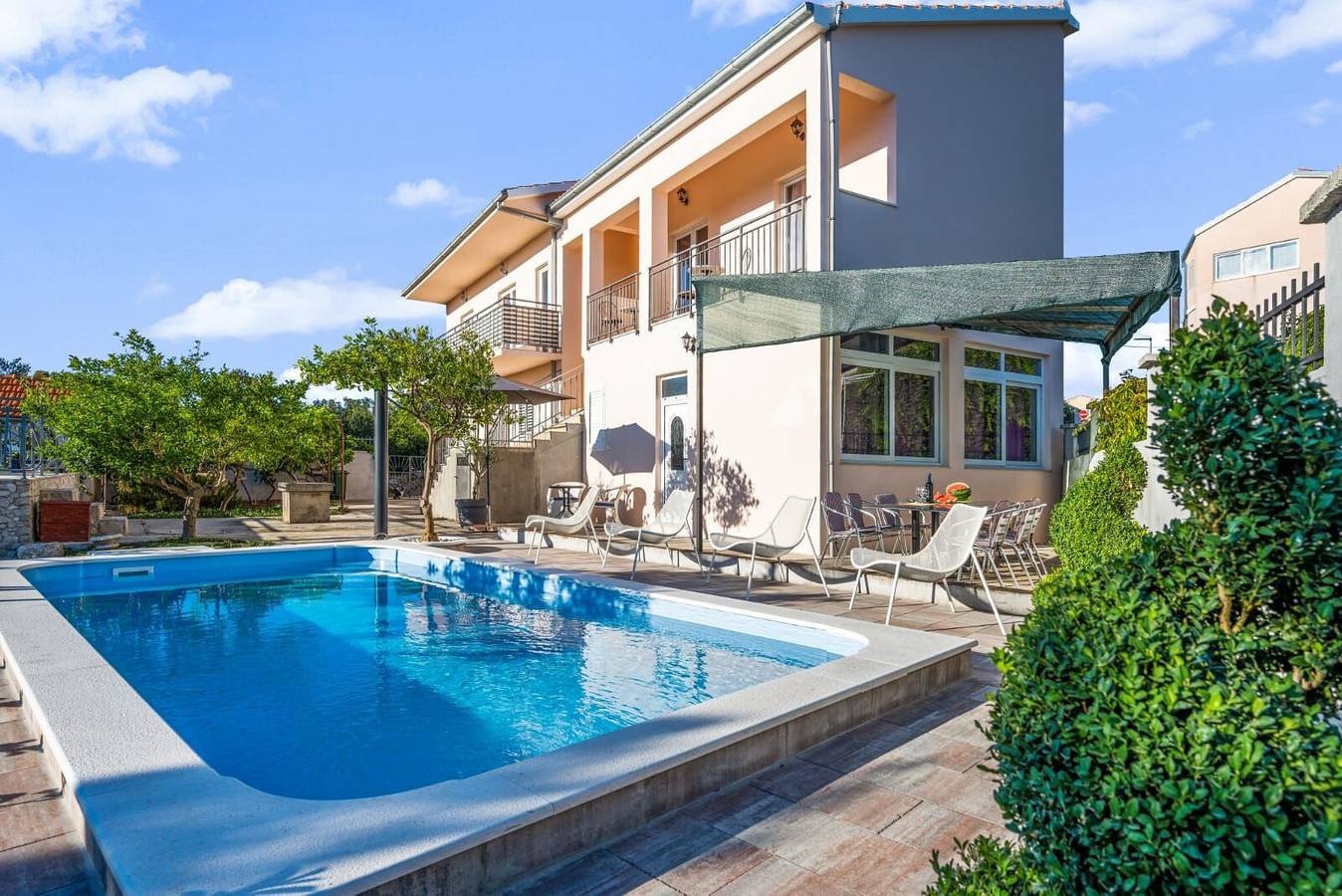 House Jakov in Ražanj, Šibenik-Knin guovlu