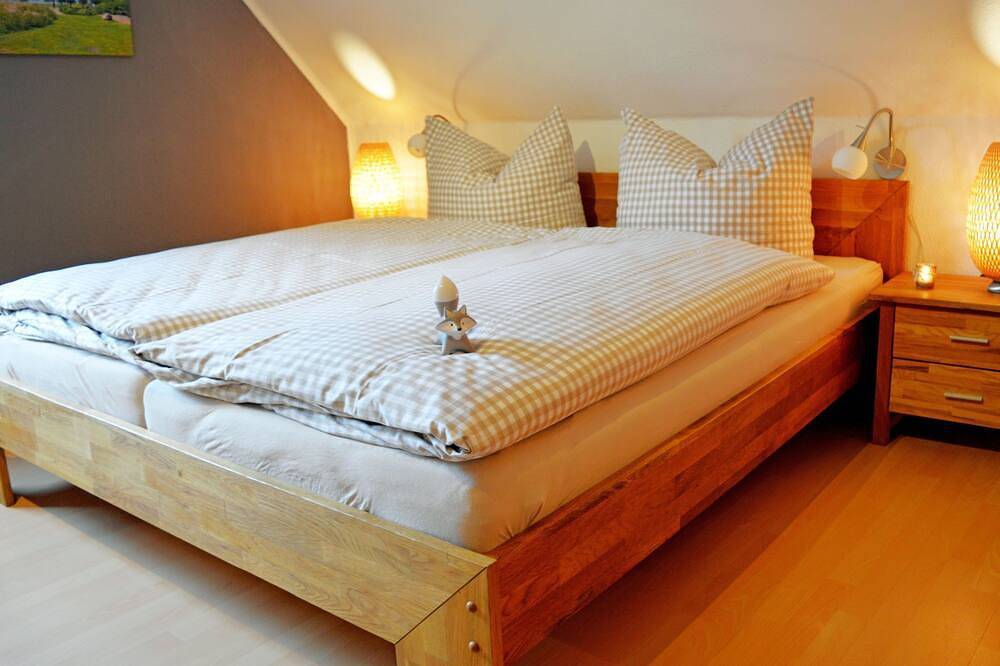 Mit Hund in Zislow, Plauer See