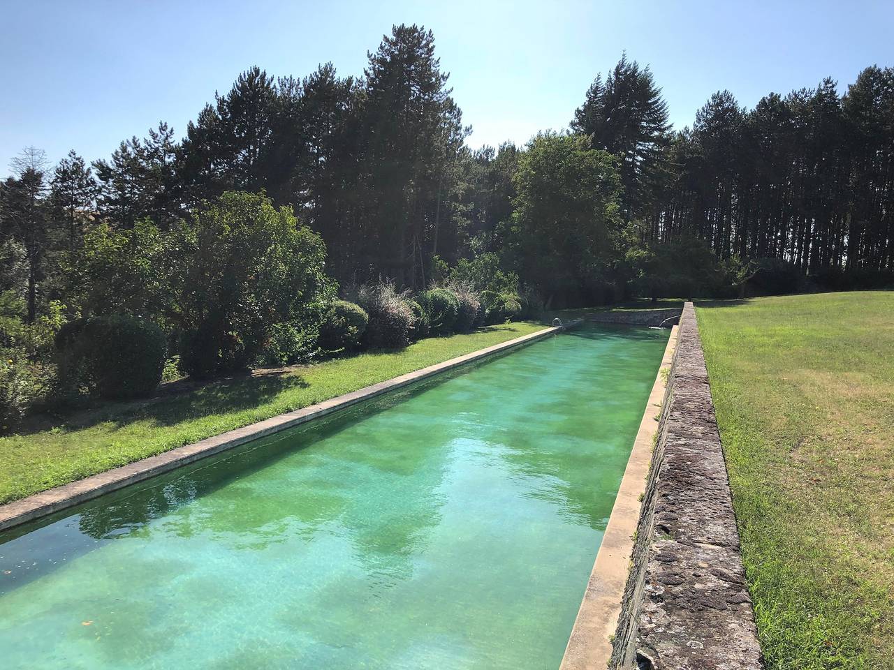 Château « De Barral - Piscine privée » jardin privé et Wi-Fi in Hauterives, Région de Valence