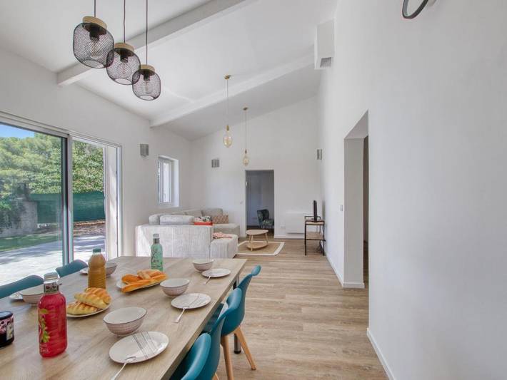 Location de vacances pour 8 personnes, avec terrasse et jardin dans Plage de la Madrague - 2