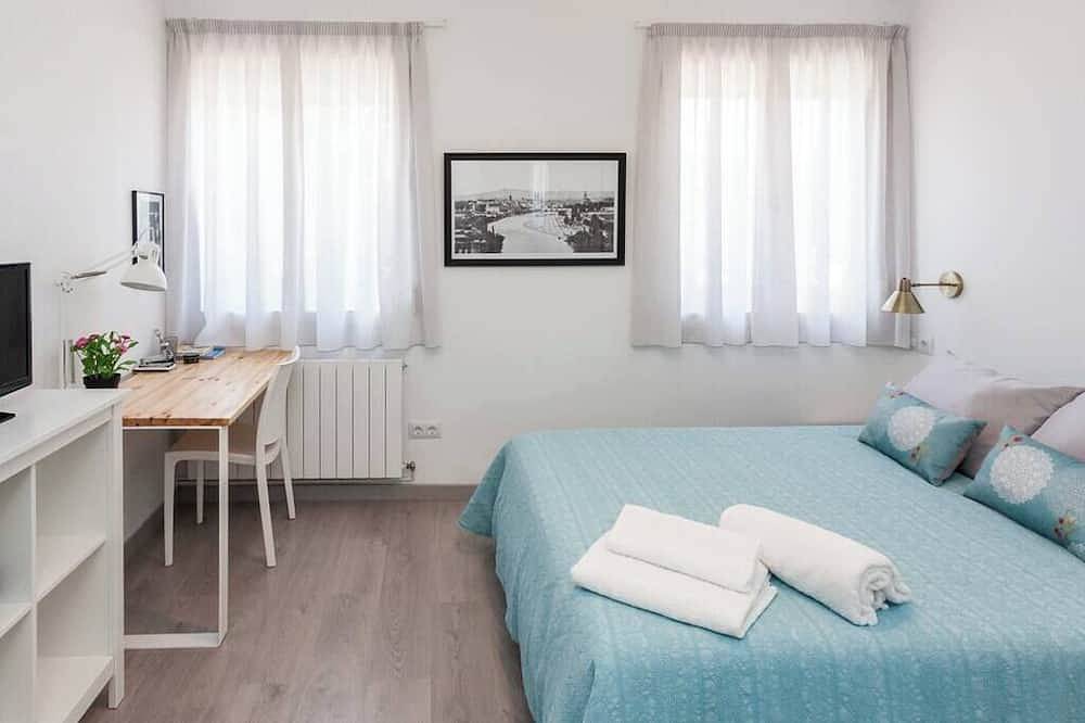 Entire apartment, Logroño center, on the banks of the Ebro in Logroño, La Rioja Province