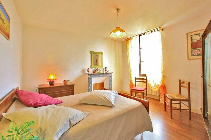 Gîte pour 5 personnes, avec jardin et piscine, animaux acceptés à Calviac-en-Périgord - 2