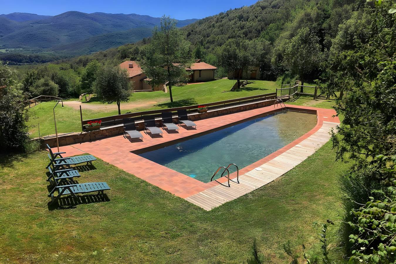 Finca 'La Coma D'en Roca' mit Bergblick, privatem Pool und Wi-Fi in la Vall de Bianya, Garrotxa