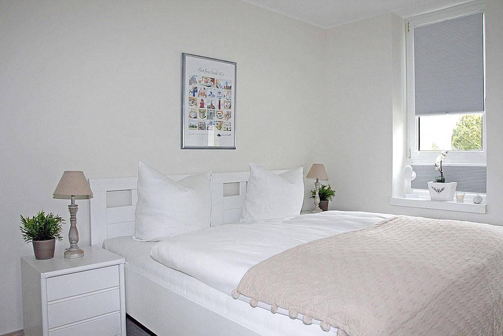 Ganze Wohnung, Stilvolles Ferienapartment mit toller Park-Terrasse in hervorragender Strandlage in Seebad Heringsdorf, Heringsdorf