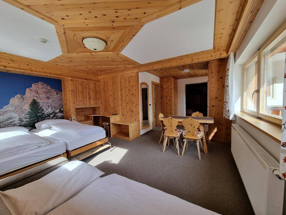 Hotel Borest in Colfosco, Corvara in Badia