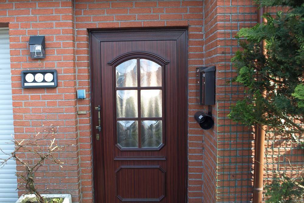 Ferienhaus im Garten in Rostrup, Bad Zwischenahn