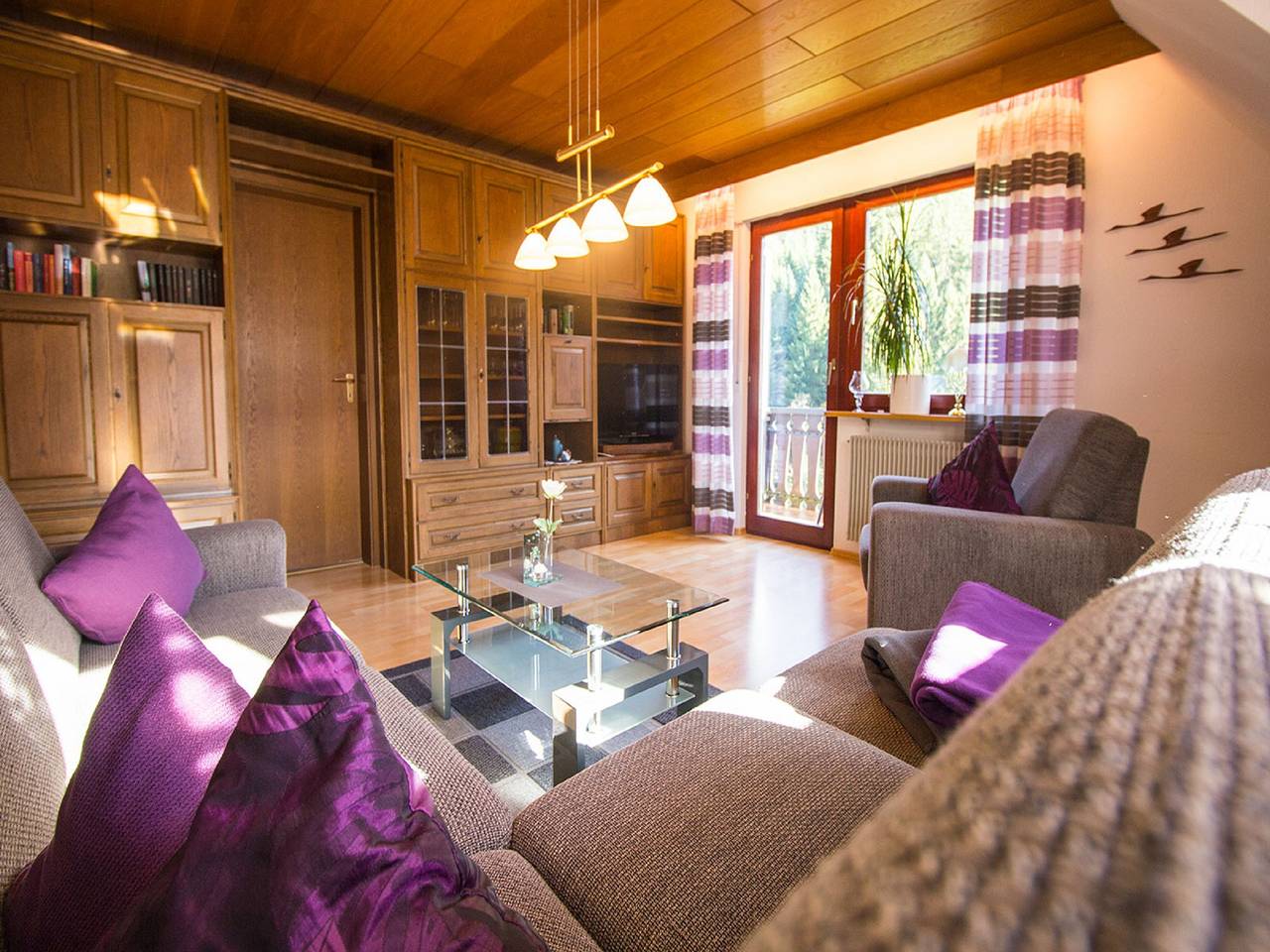 Entire apartment, Holiday Apartment 'Am Hauskopf' with Shared Garden and Wi-Fi in Oppenau, Central Black Forest