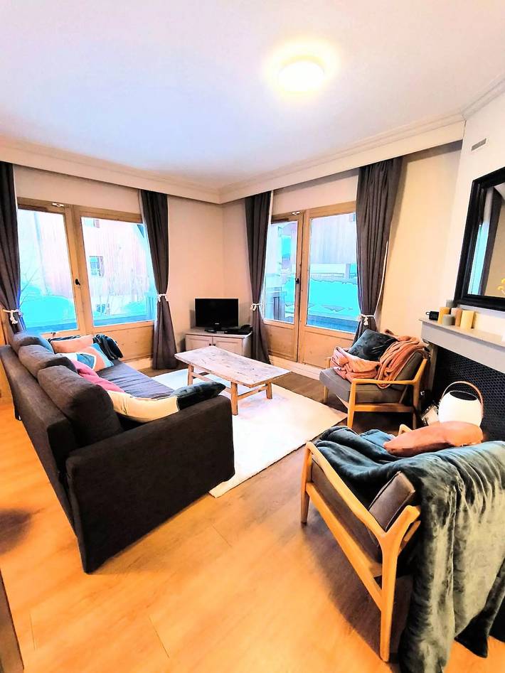 Chalet pour 6 personnes, avec terrasse et piscine à Val Thorens - 2