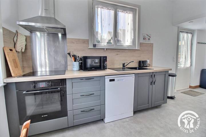 Gîte pour 7 personnes, avec jardin et terrasse, animaux acceptés à Erquy - 4