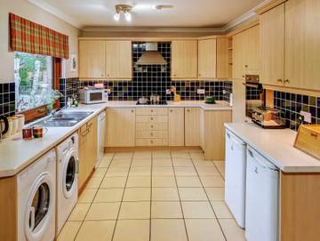 Holiday Rental for 8 People in Carrbridge, Cairngorms National Park, Photo 3
