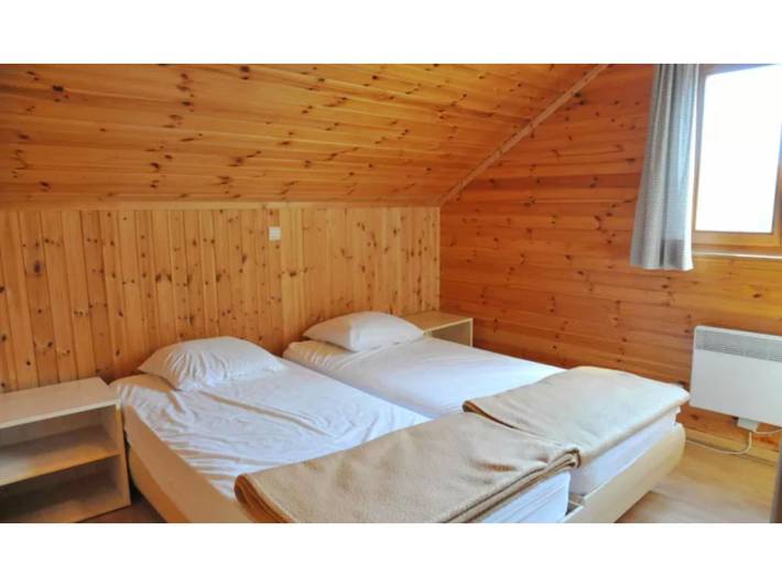 Gîte pour 30 personnes, avec sauna et terrasse à La Roche-en-Ardenne - 3