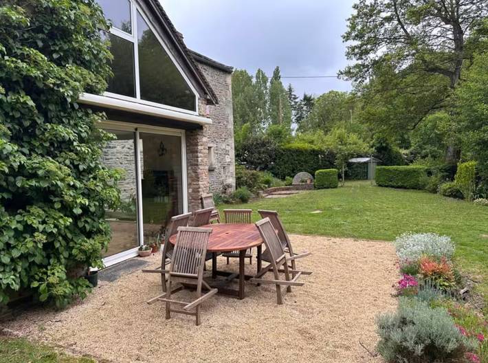 Location de vacances pour 10 personnes, avec Jardin à Feuguerolles-Bully