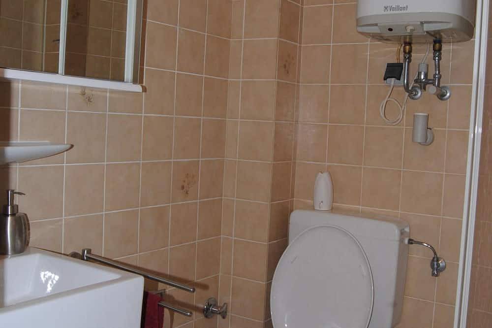 Ganze Wohnung, Zentrumsnah Freies W-Lan und kostenloser Parkplatz in Nürnberg, Franken