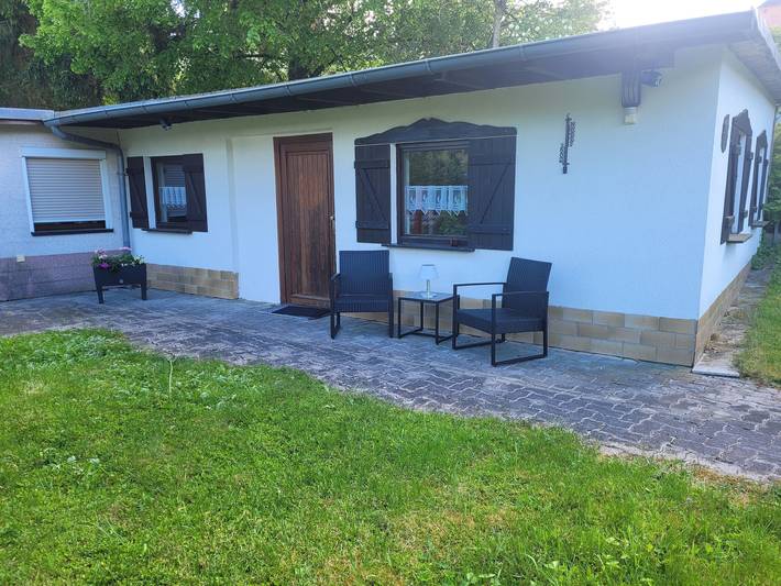 Ferienwohnung für 2 Personen, mit Terrasse und Garten - 1
