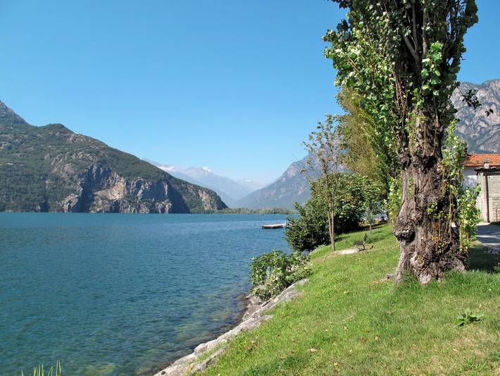 Gîte pour 3 personnes, avec vue sur le lac et terrasse, animaux acceptés dans Valtellina - 2