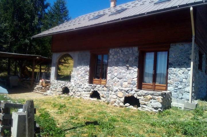 Ferienhaus für 5 Personen, mit Balkon und Garten
