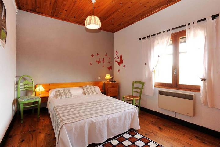 Location de vacances pour 4 personnes, avec jardin, animaux acceptés à Ayguatébia-Talau - 3