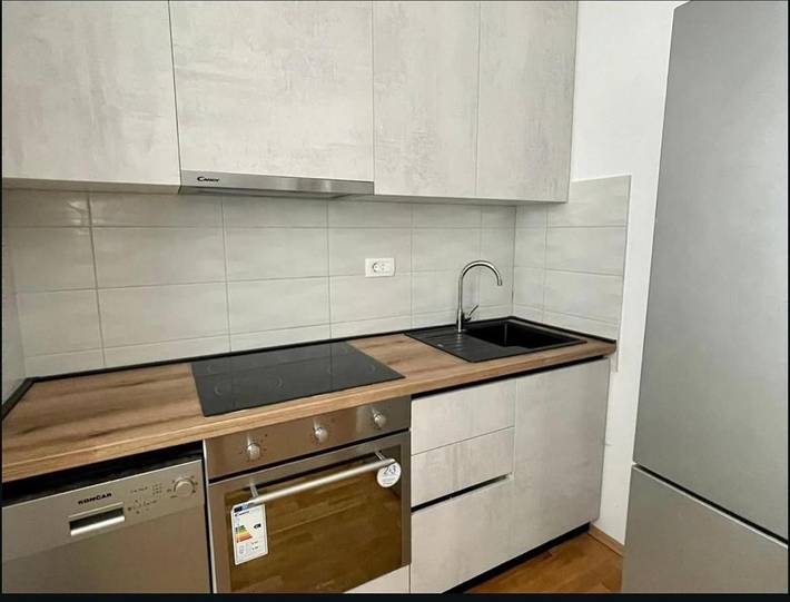 Maison d’hôte pour 2 personnes, avec jardin ainsi que vue et piscine, animaux acceptés à Split - 4