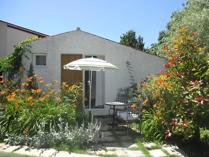 Chambre d’hôte pour 2 personnes, avec piscine et jardin, animaux acceptés - 1