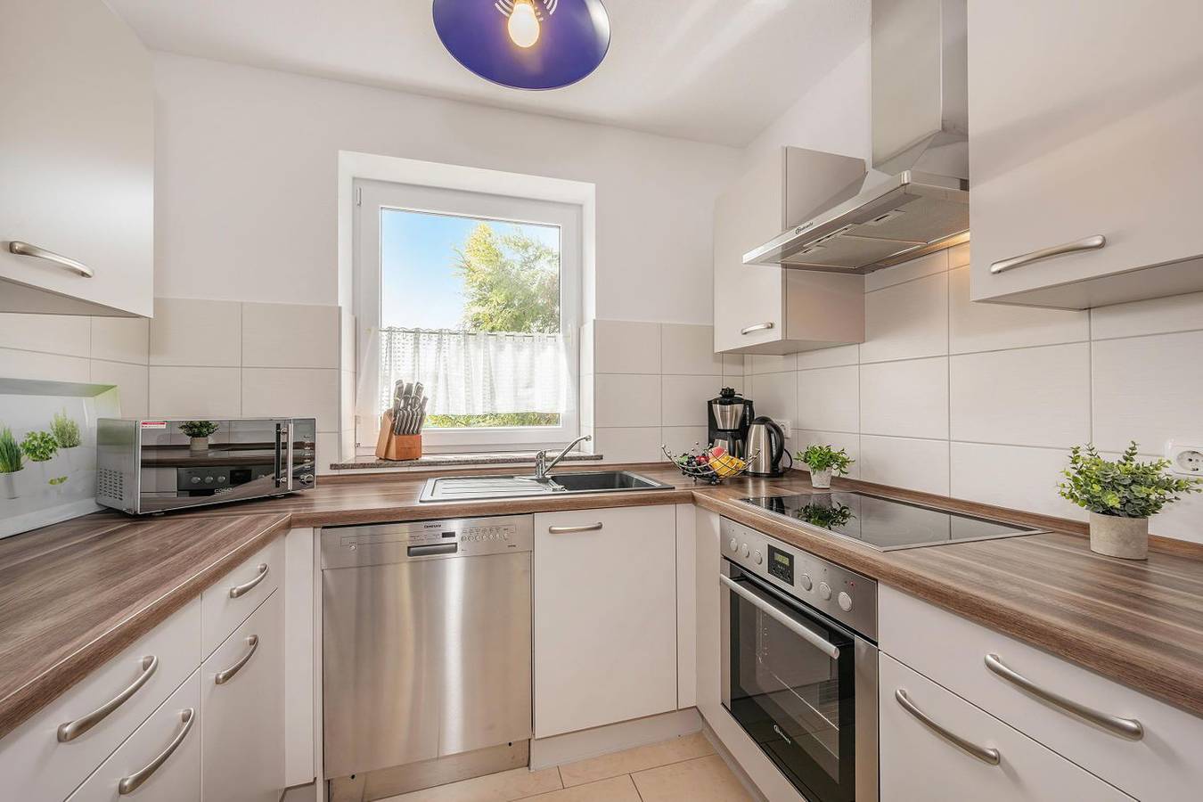 Appartement entier, Moderne Ferienwohnung mit Terrasse – 750 m vom Ostseestrand entfernt in Koserow, Bernsteinbäder