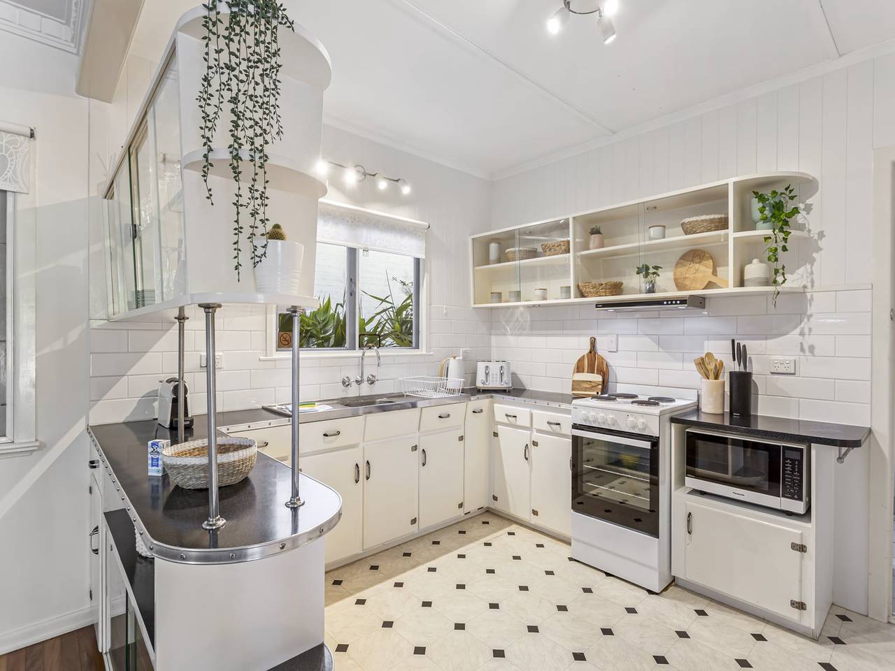 Ganze Wohnung, 3-Bett-Familienhaus am Strand mit Parkplatz und Veranda in Brisbane, Moreton Bay