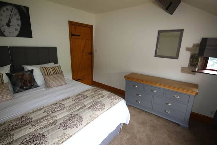 Idyllic cottage in Slaithwaite, stunning views, heart of the countryside in Westliches Yorkshire