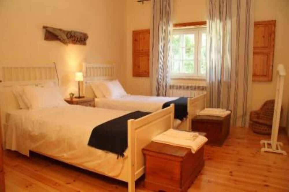 Villa Mit Lux Park, 8.000m2 Gras und 7 x 14m großem Pool, Sintra - Colares in Azenhas do Mar, Costa de Lisboa