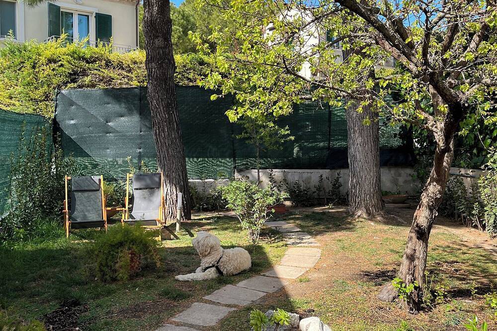 La Buganvilla: a cozy cottage with garden near the center of Sirolo in Sirolo, Riviera del Conero