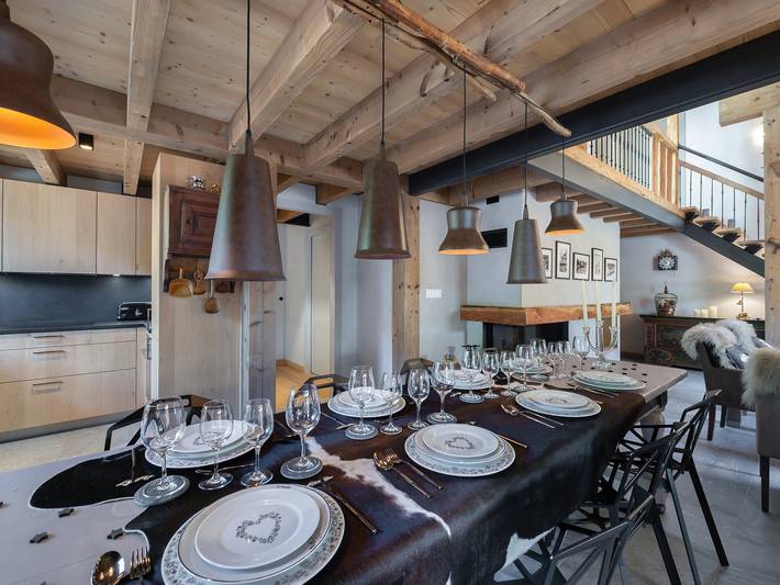 Ganze Wohnung, Bergduplex 4 Schlafzimmer, Nahe Skigebiet und Kamin in Saint-Martin-de-Belleville, Vanoise-Massiv