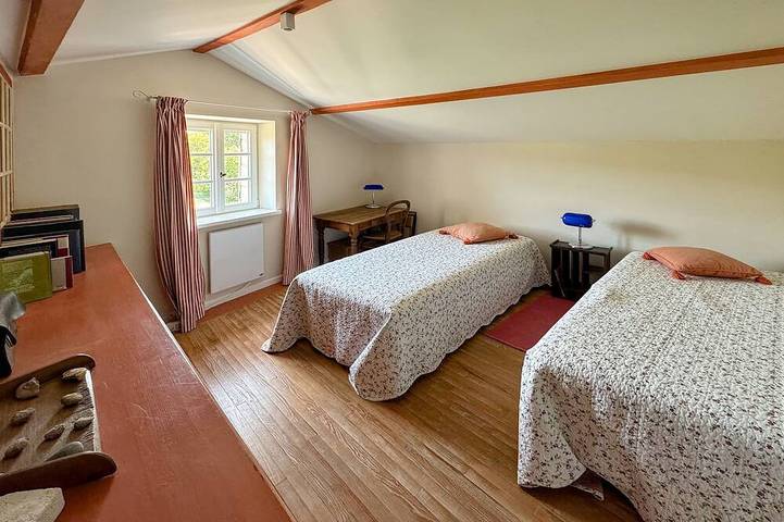 Location de vacances pour 4 personnes, avec Balcon ainsi que Terrasse et Jardin à Le Garn - 4