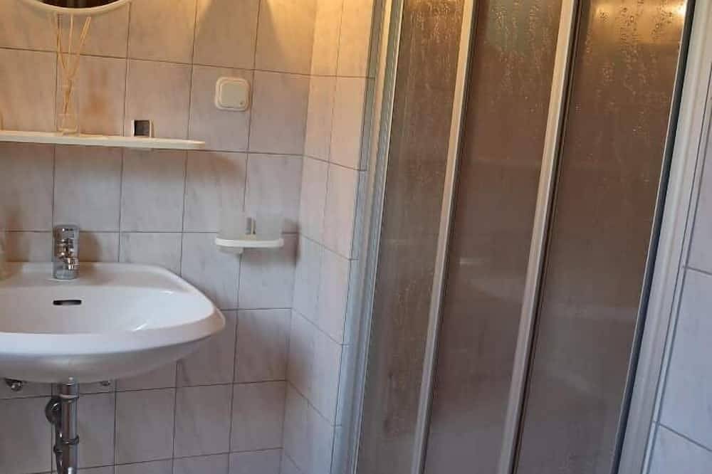Ganze Wohnung, Feriendomizil im Bäderdreieck (35 m2) mit Blick ins Grüne in Bad Griesbach, Bayerische Golf und Thermenland