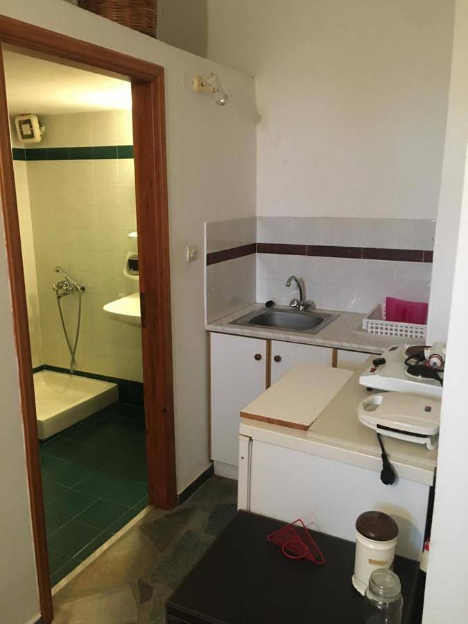 Maison d’hôte pour 2 personnes, avec terrasse et jardin dans Syros - 3