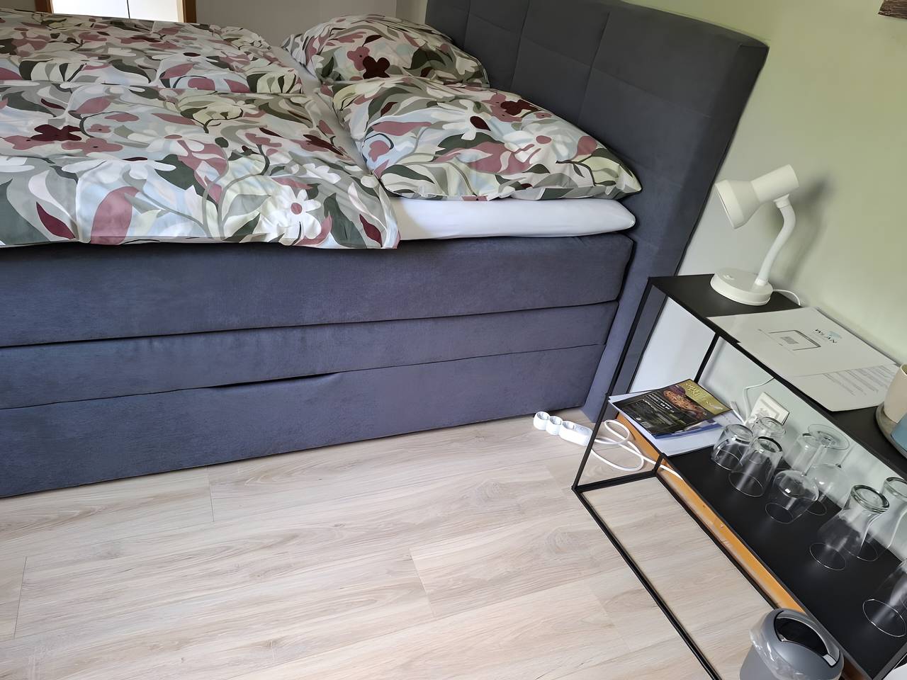 Kamer 'Hochwald' met gedeeld terras, gedeelde tuin en Wi-Fi, foto 7