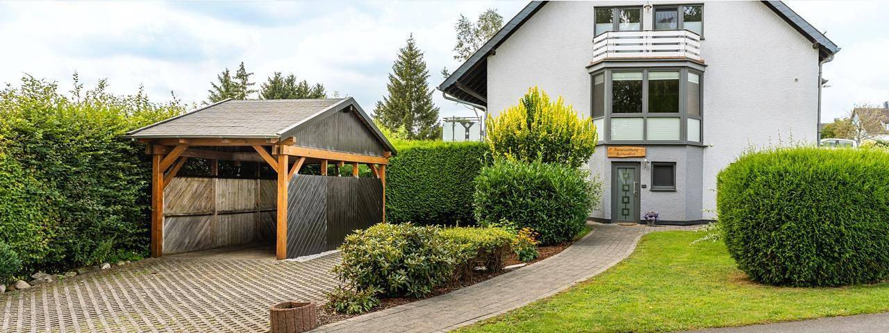 Ferienwohnung für 4 Personen, mit Terrasse und Garten sowie Sauna
