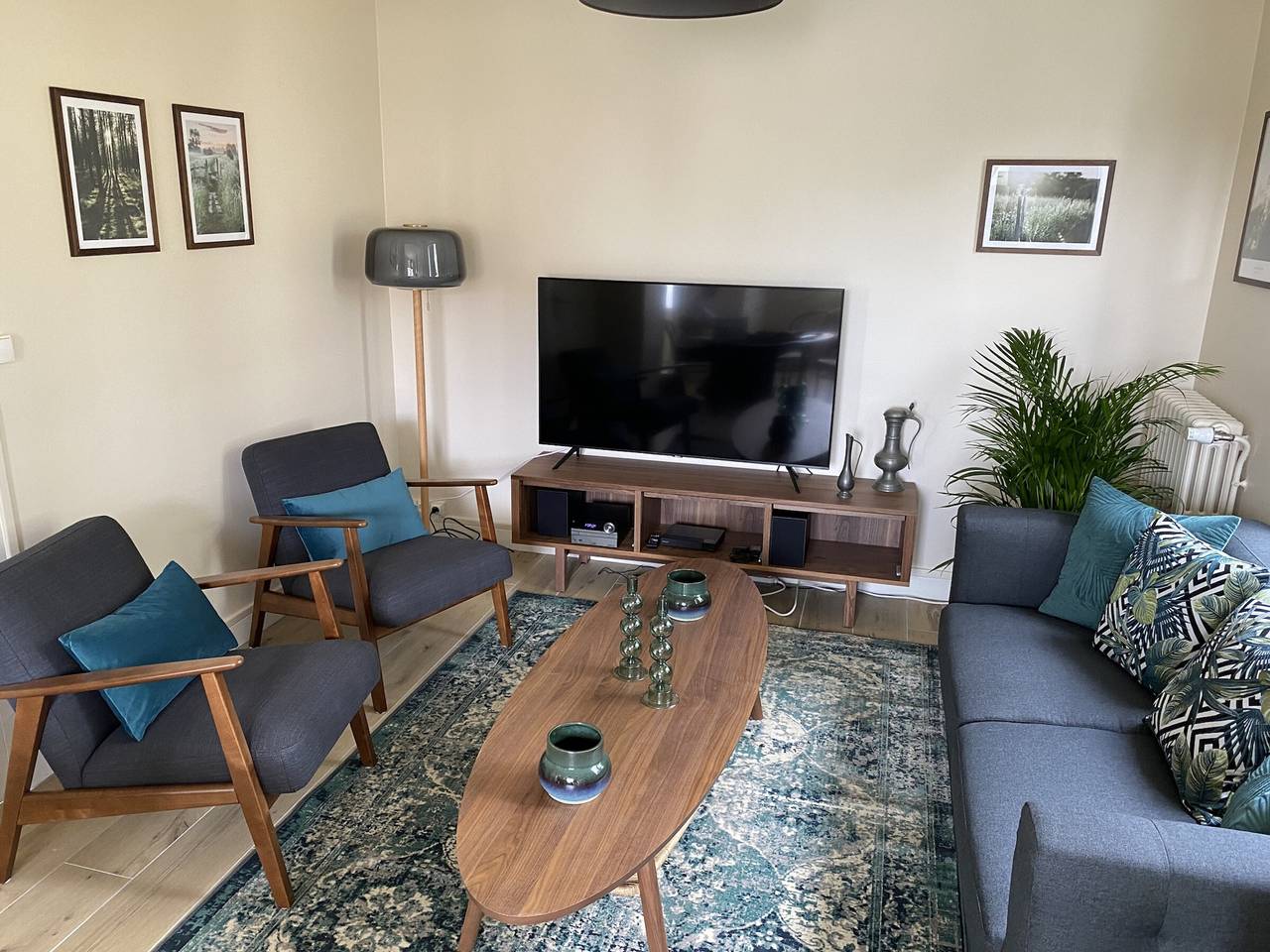 Appartement entier, Magnifique T3 au centre, jardin privatif, proche thermes, wifi, parking, jeux extérieurs, lave-linge/sèche-linge in La Roche-Posay, Vienne (France)