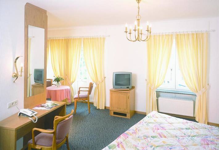 Hôtel pour 3 personnes, avec terrasse et jardin à Berdorf - 3