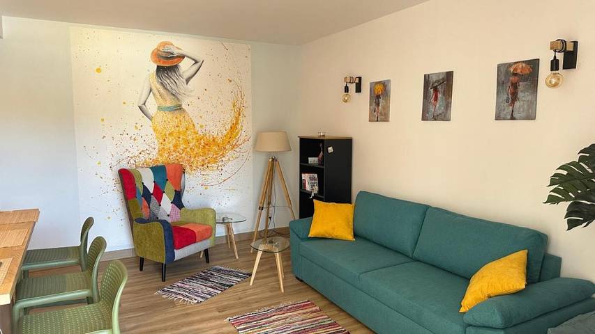 Ferienwohnung für 4 Personen, mit Garten und Pool sowie Ausblick