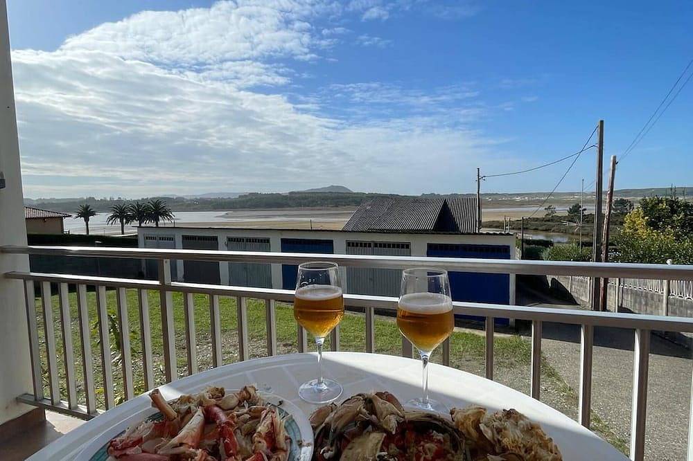 Ganze Wohnung, Terrasse und einzigartige Sonnenuntergänge in Valdoviño, Costa de Galicia