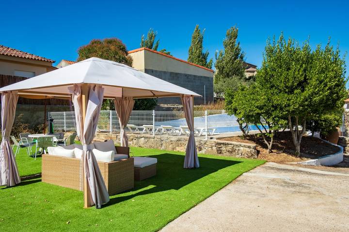 Casa rural para 12 personas, con Balcón y Jardín en Castilla y León - 4