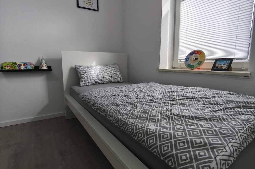 ***Family-friendly vacation apartment near Legoland with terrace & parking *** in Legoland Deutschland, Günzburg 