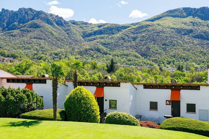 Apartamento de vacaciones para 4 personas, con piscina además de balcón y jardín - 1