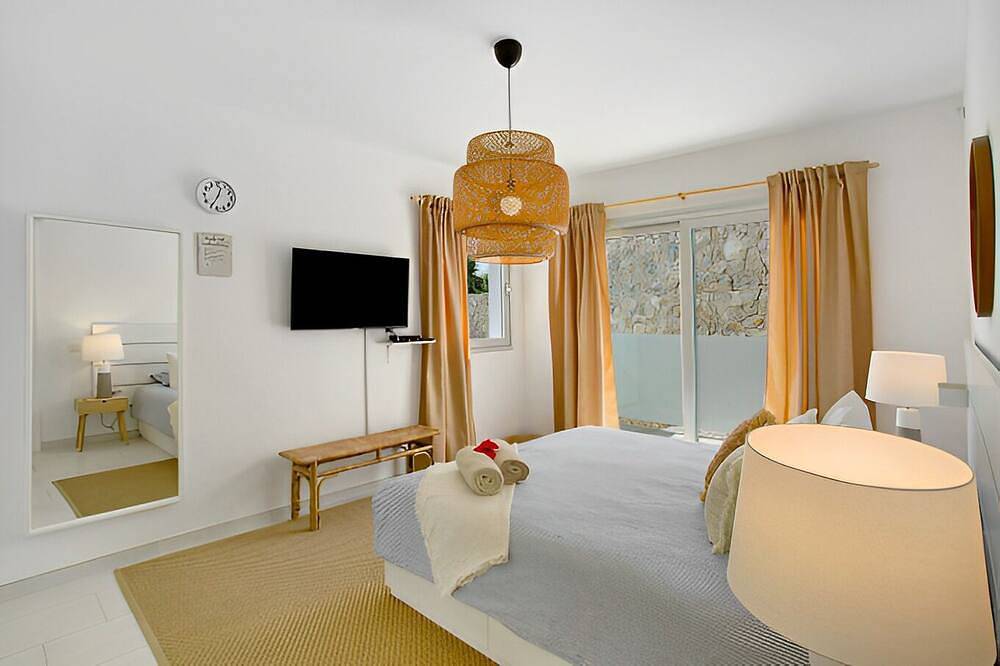 Luxury Boho Villa • Heated Pool • Rooftop • Panoramic Sea View • Amadores in Pueblo de Tauro, South Gran Canaria