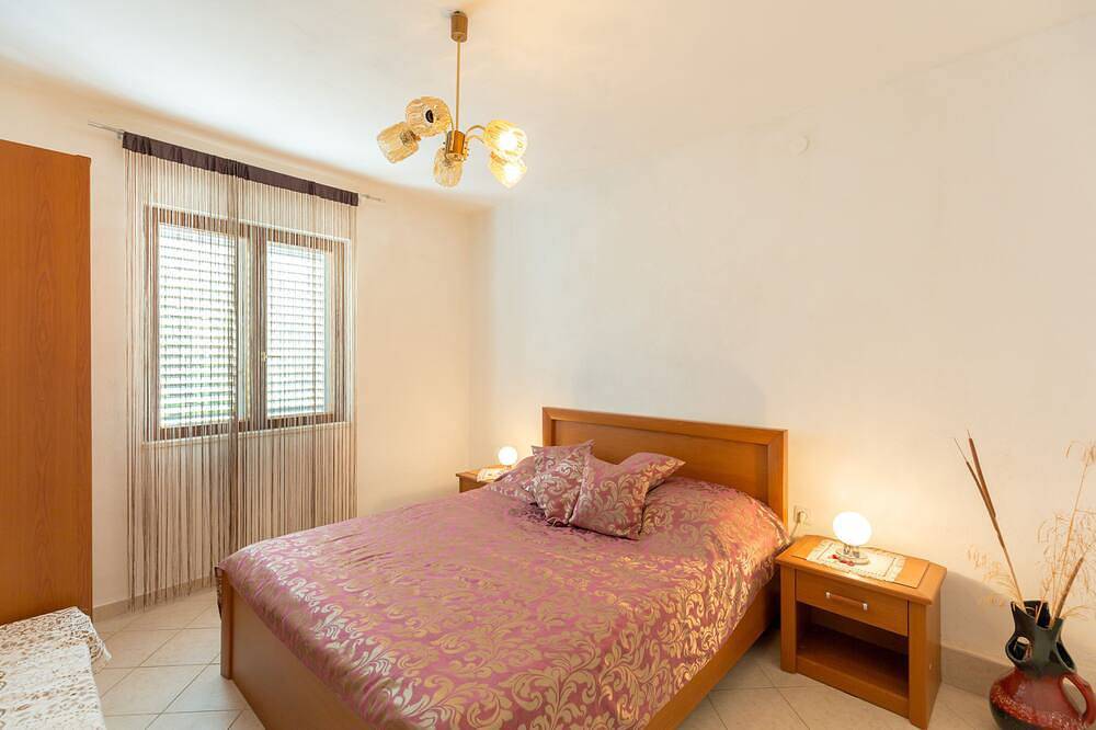 Ganze Wohnung, Ferienwohnung - Korcula in Zrnovska Banja, Korcula