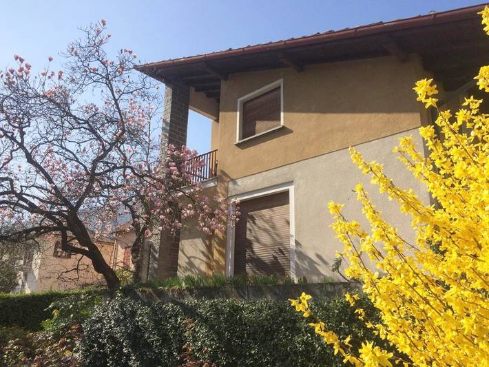 Gîte pour 2 personnes, avec terrasse et jardin à Lenno - 4