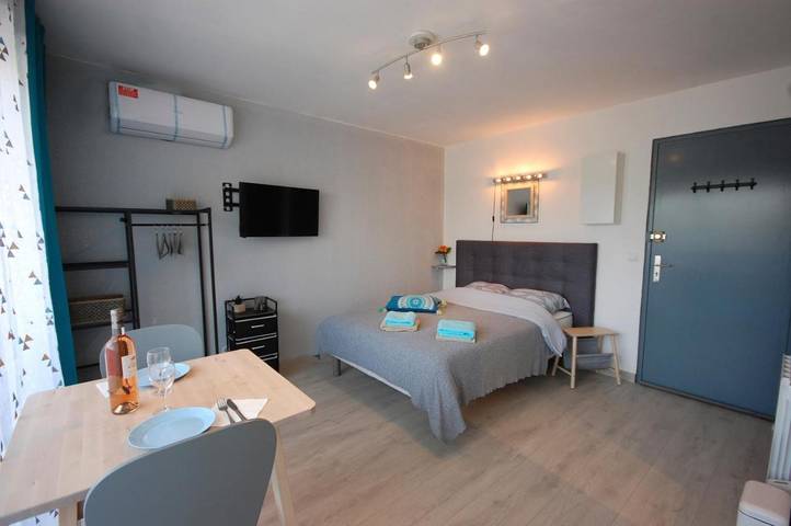 Gîte pour 3 personnes, avec balcon dans Plage du Grazel - 2