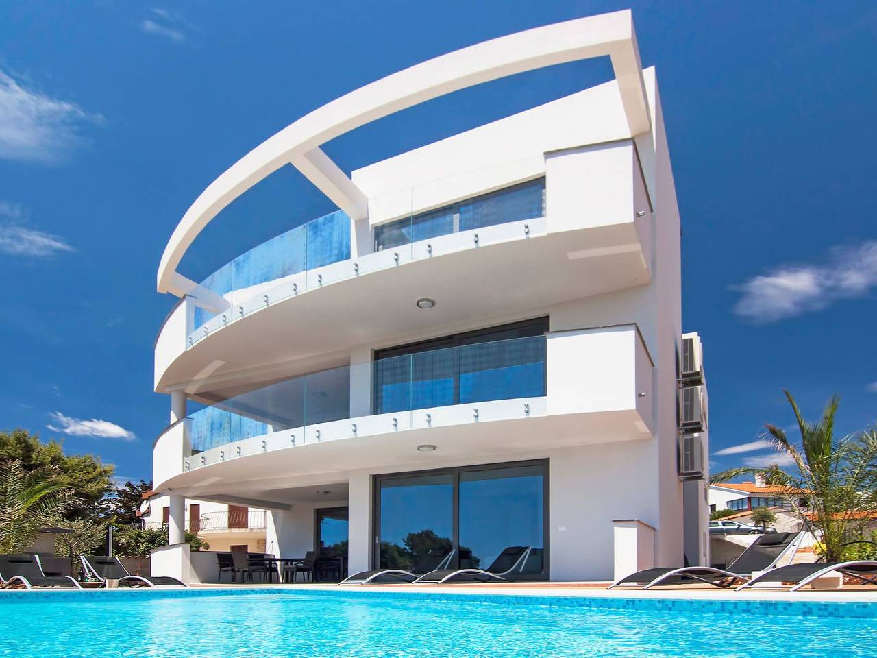 Ferienvilla Sunrise mit Pool in Premantura in Premantura, Southcoast Istria