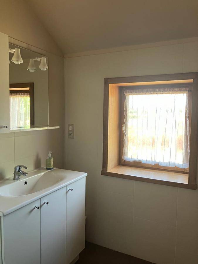 Chambre d’hôte pour 6 personnes, avec vue et jardin dans Allier - 3